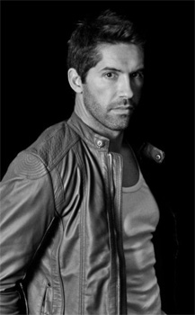Scott Adkins